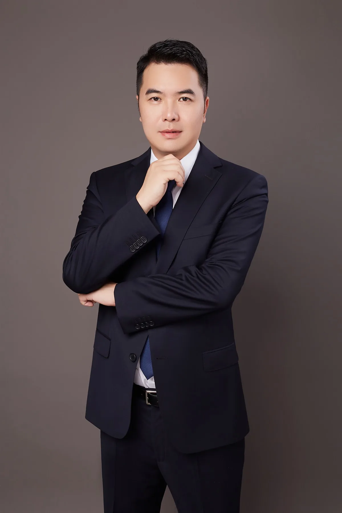 何鹏宇